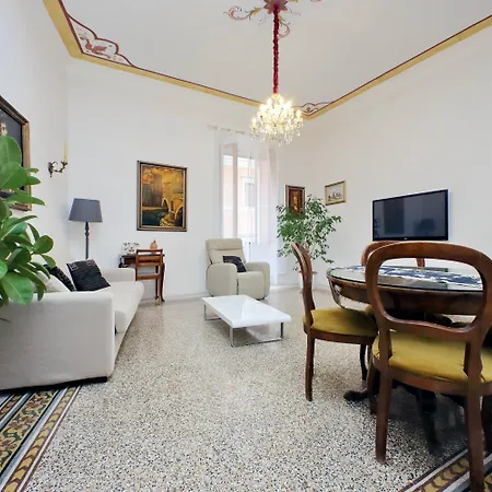 Treasurerome Opera & Trevi 2br Lejlighed *