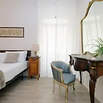 Treasurerome Opera & Trevi 2br *