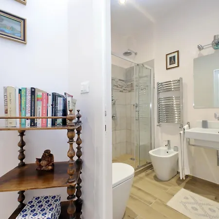 Treasurerome Opera & Trevi 2br *