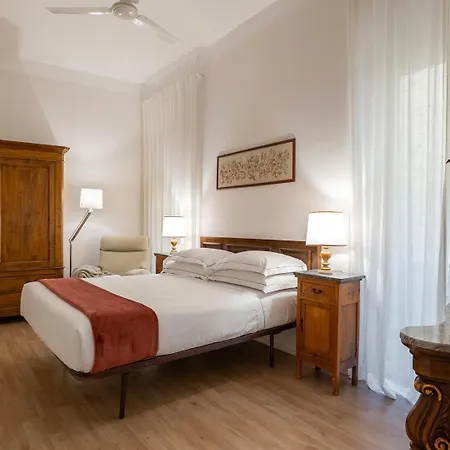 Treasurerome Opera & Trevi 2br ローマ