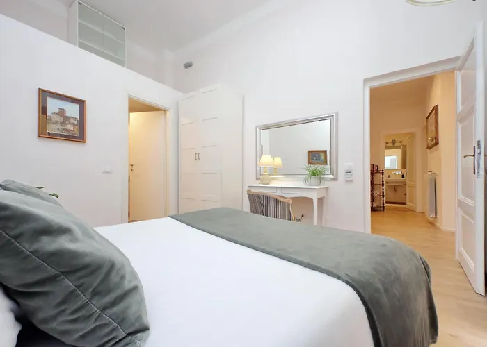 Lejlighed Treasurerome Opera & Trevi 2br Rom