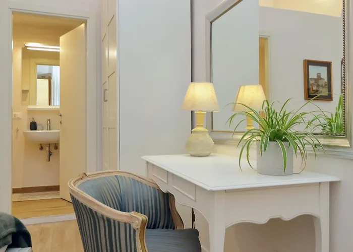 Treasurerome Opera & Trevi 2br * Rom