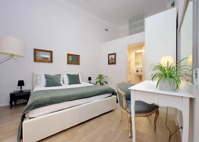 Lejlighed Treasurerome Opera & Trevi 2br *