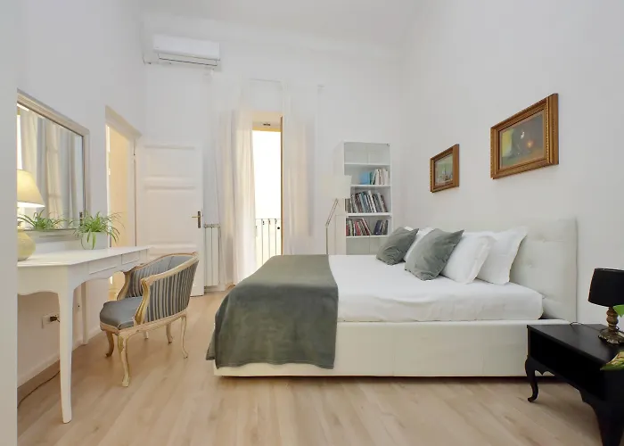 Lejlighed Treasurerome Opera & Trevi 2br