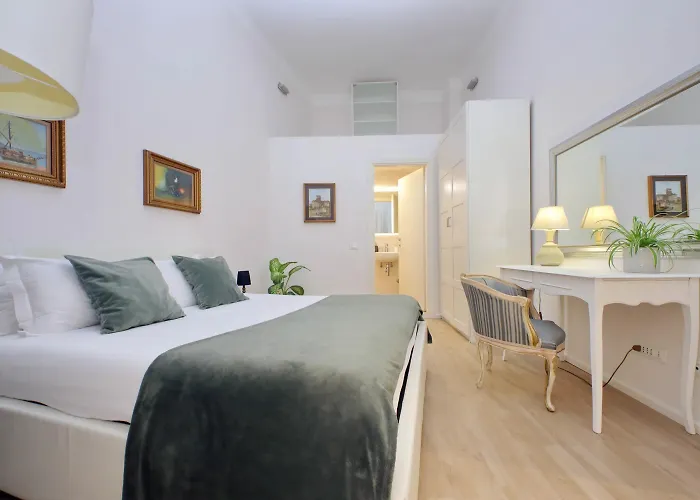 Lejlighed Treasurerome Opera & Trevi 2br